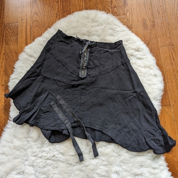 Da-nang asymmetrical mini skirt xs BLACK - Picture 3 of 13
